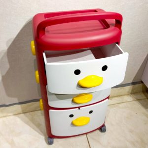 armario de ropa infantil